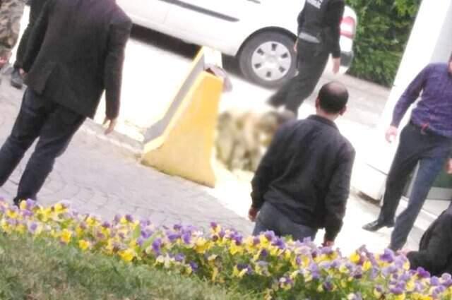 İş Bulamayan Vatandaş, Belediye Binası Önünde Kendini Benzinle Yakarak Yaşamına Son Verdi
