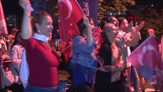 İstanbul Beylikdüzü'nde 19 Mayıs'ın 100. Yılı Coşkuyla Kutlandı İstanbul Beylikdüzü'nde 19 Mayıs'ın 100. Yılı Coşkuyla Kutlandı