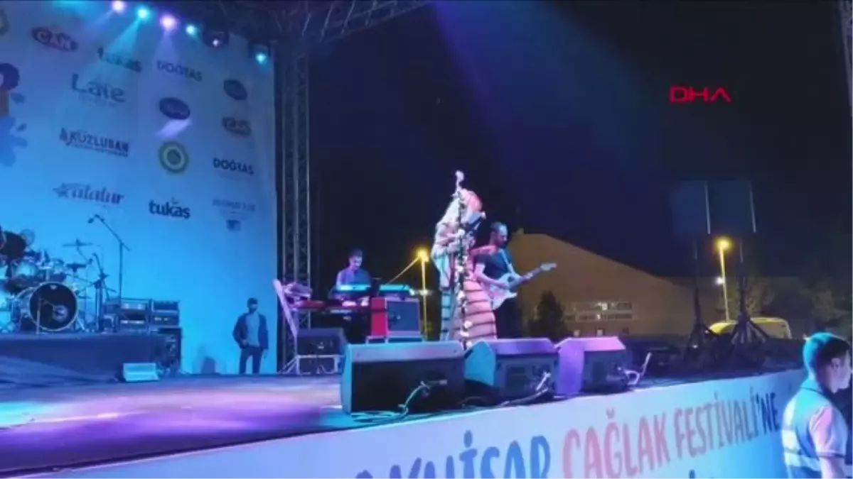 Manisa Akhisarlılar 19 Mayıs Yürüyüşü ve Çağlak Festivali Konseriyle Coştu