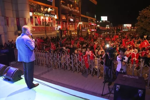 Milli Mücadele'nin 100'üncü Yılında Gaziosmanpaşa Tek Yürek Oldu Milli Mücadele'nin 100'üncü Yılında Gaziosmanpaşa Tek Yürek Oldu