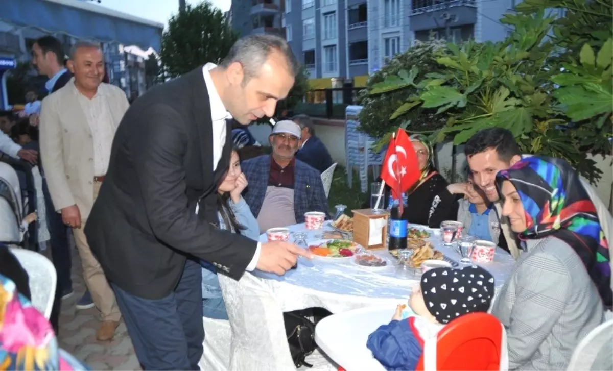 Protokol İftarda Şehit Aileleri ve Gazilerle Bir Araya Geldi