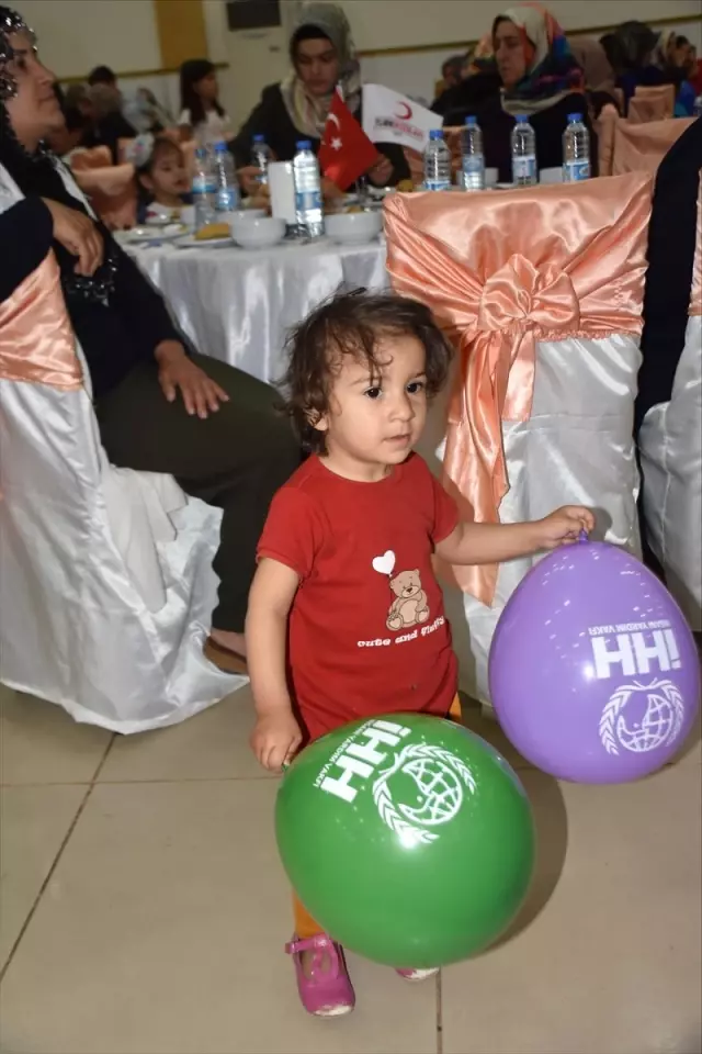 Adıyaman'da Yetim Çocuklara İftar