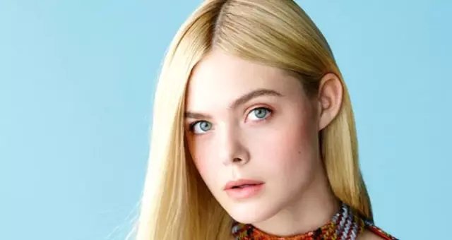 Malefiz'in Başrol Oyuncusu Elbisesi Nedeniyle Baygınlık Geçirdi! Elle Fanning Kimdir? Malefiz'in Başrol Oyuncusu Elbisesi Nedeniyle Baygınlık Geçirdi! Elle Fanning Kimdir?