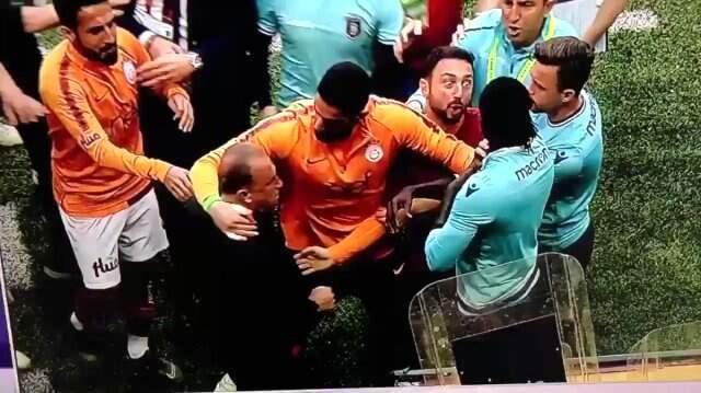 Fenerbahçe'nin Eski Yöneticisi Selim Kosif'ten Fatih Terim'e: Sahte Mahalle Kabadayısı