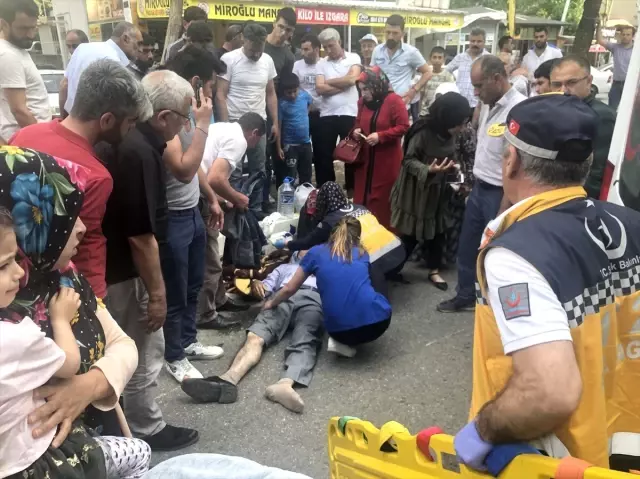 Motosikletin Çarptığı Dede ve Torunu Yaralandı Motosikletin Çarptığı Dede ve Torunu Yaralandı