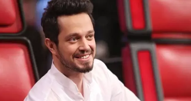 Murat Boz, Kaslı Fotoğrafıyla Takipçilerinin Aklını Başından Aldı! Murat Boz, Kaslı Fotoğrafıyla Takipçilerinin Aklını Başından Aldı!
