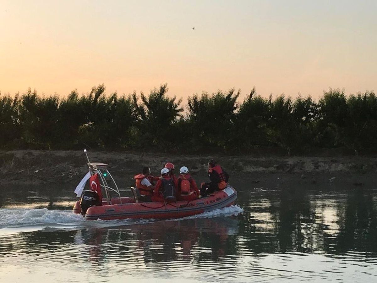 Tarsus'ta Nehirde Kaybolan Şahsın Cesedine Ulaşıldı