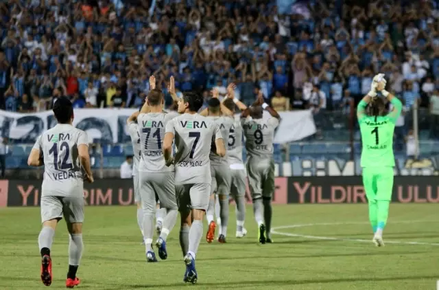 Adana'da Gol Sesi Çıkmadı Adana'da Gol Sesi Çıkmadı