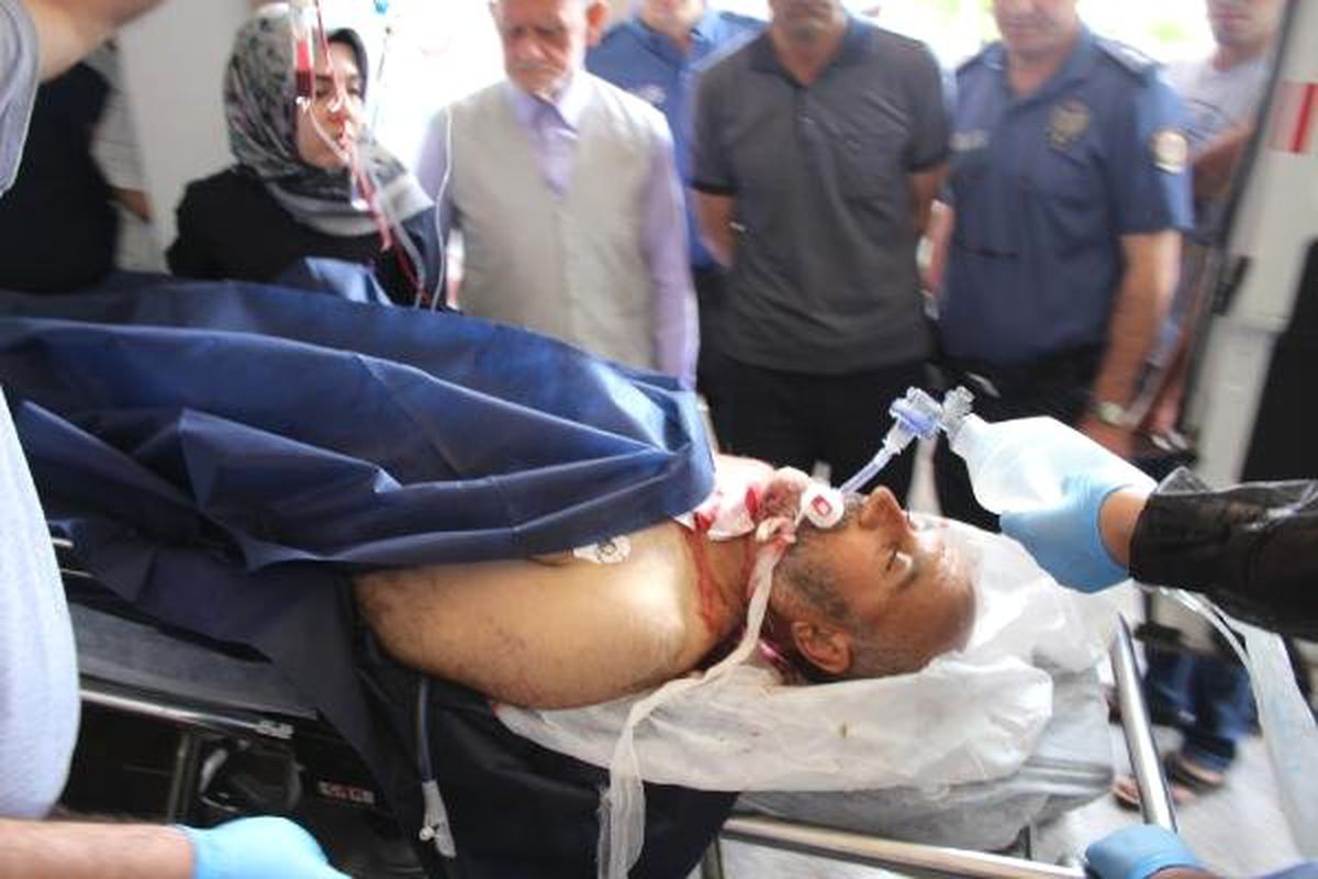 Adıyaman'da, Tüfekle Vurulan Muhtar Ağır Yaralı