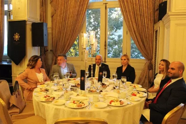 AK Parti Başkanvekili Kurtulmuş, Yıldız Sarayı Vakfı İftarına Katıldı AK Parti Başkanvekili Kurtulmuş, Yıldız Sarayı Vakfı İftarına Katıldı