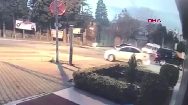 Barış Dalan'ın Cipini Çalan Kişiyi Öldüren Koruma İlk Duruşmada Tahliye Edildi Barış Dalan'ın Cipini Çalan Kişiyi Öldüren Koruma İlk Duruşmada Tahliye Edildi