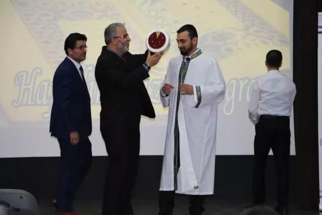 Cezaevinde Hafız Oldu, İcazetini Aldı Cezaevinde Hafız Oldu, İcazetini Aldı
