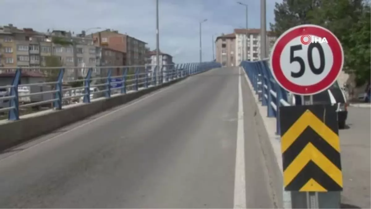 Elazığ'da Katlı Kavşağın Yıkımı İçin 'Halk Oylaması' Başladı