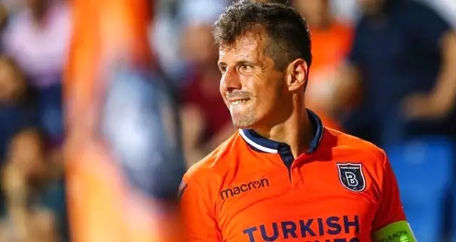 Göksel Gümüşdağ'dan Emre Açıklaması: Fenerbahçe'de Oynamak İstiyor Göksel Gümüşdağ'dan Emre Açıklaması: Fenerbahçe'de Oynamak İstiyor