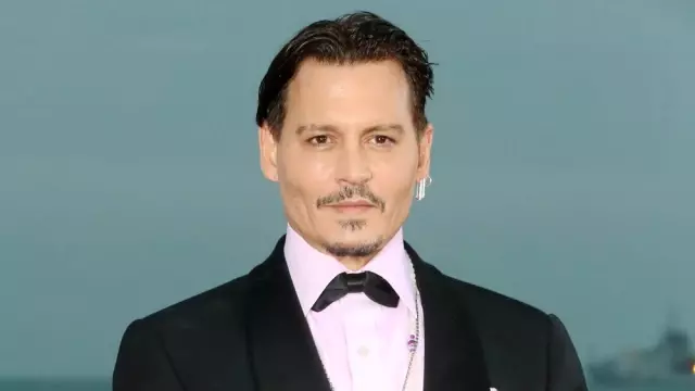 Ünlü Oyuncu Depp, Eski Eşini Kendisine Şiddet Uygulamakla Suçladı Ünlü Oyuncu Depp, Eski Eşini Kendisine Şiddet Uygulamakla Suçladı