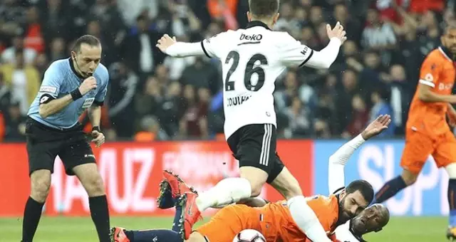 Ajax'tan Dorukhan Toköz'e 7 Milyon Euroluk Teklif