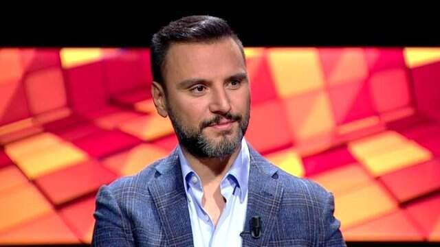Alişan, Yıllardır Küs Olduğu Mahsun Kırmızıgül'e Resti Çekti: Hayatımda Yeri Yok!
