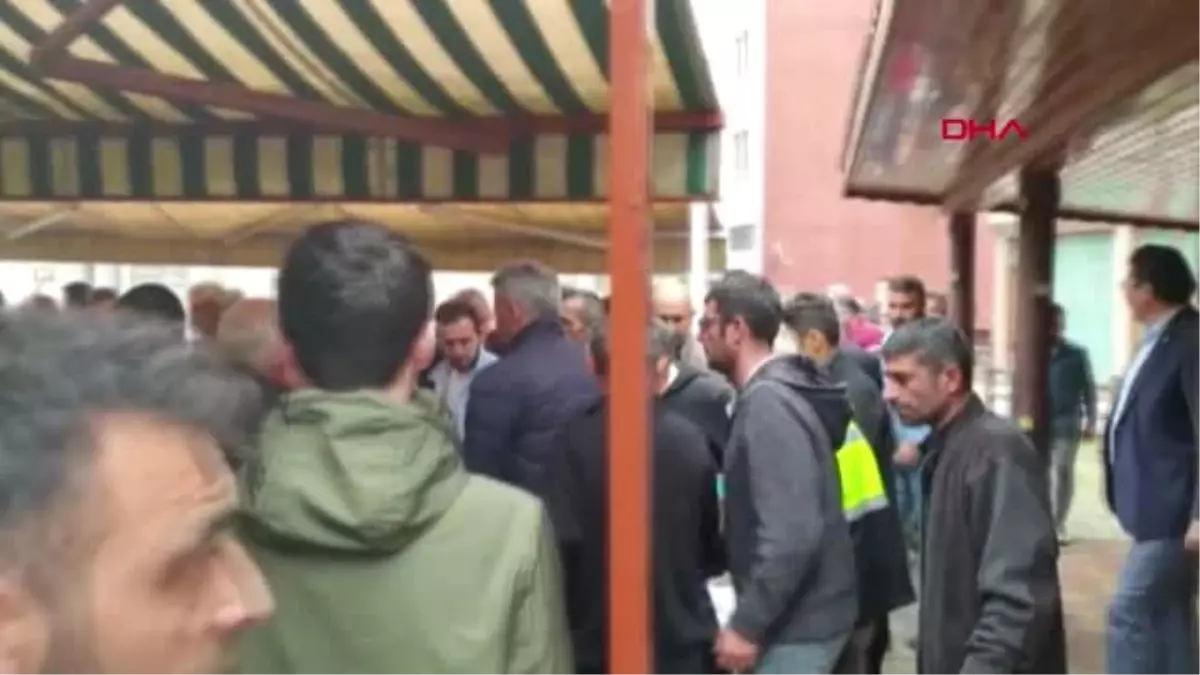 Artvin Narkoz Verilip, Dişi Çekildikten Sonra Ölen Atakan, Toprağa Verildi