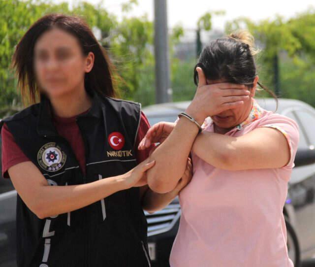Kocasıyla Birlikte Torbacılık Suçundan Tutuklanan Kadın, Gözyaşlarına Boğuldu