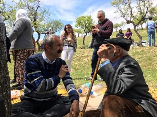 Komünist Başkan, Aldığı Kararla Sosyal Medyada Trend Topic Oldu