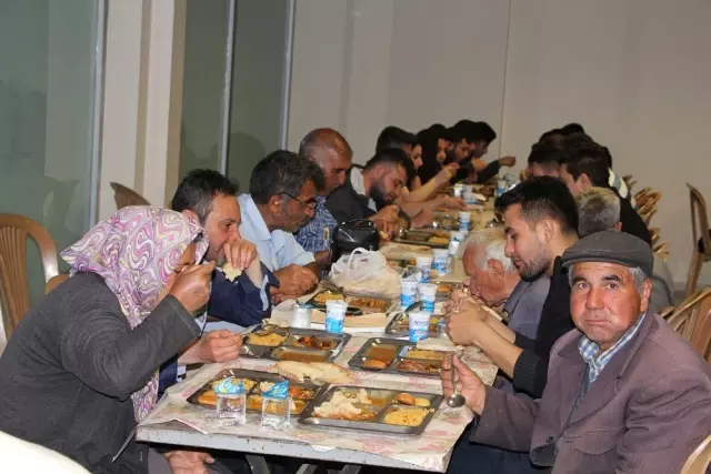 Kula Protokolü, Stso'nun İftar Programına Katıldı Kula Protokolü, Stso'nun İftar Programına Katıldı