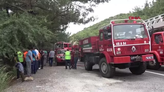 Muğla Otomobiliyle 40 Metreden Uçuruma Yuvarlandı. Yeniden Muğla Otomobiliyle 40 Metreden Uçuruma Yuvarlandı. Yeniden
