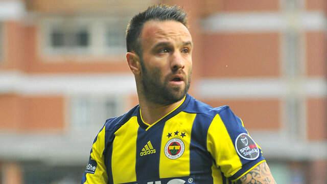 Olympiakos, Valbuena Transferini Açıkladı