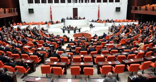 Yeni Askerlik Sistemi Teklifi Meclis'e Sunuldu