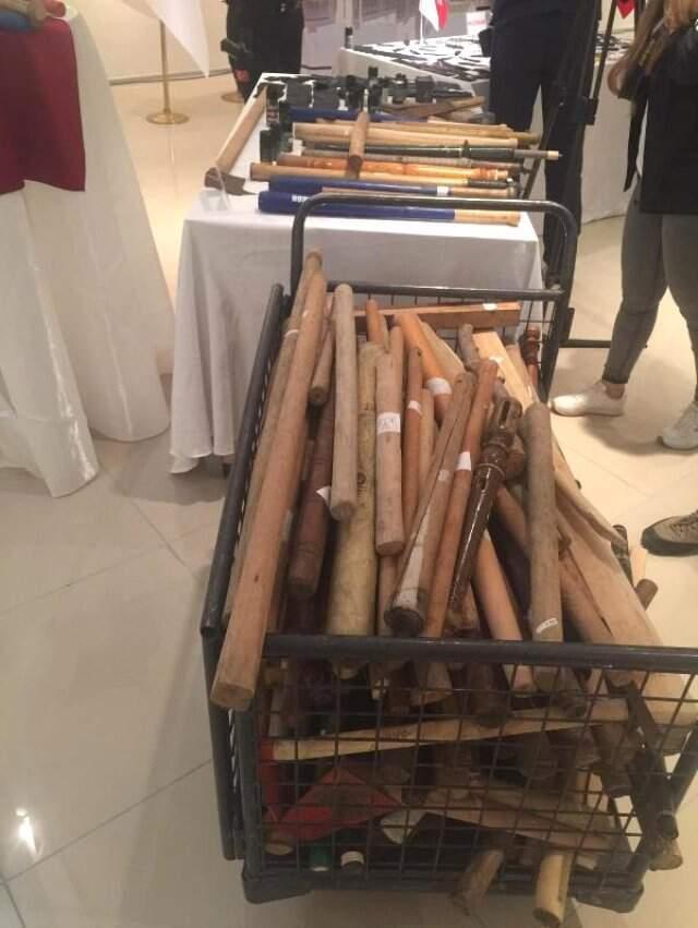 Adliyeye samuray kılıcıyla girmeye çalışmışlar