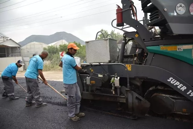 Alanya Belediyesi'nden Dim Çayı yol bakımı