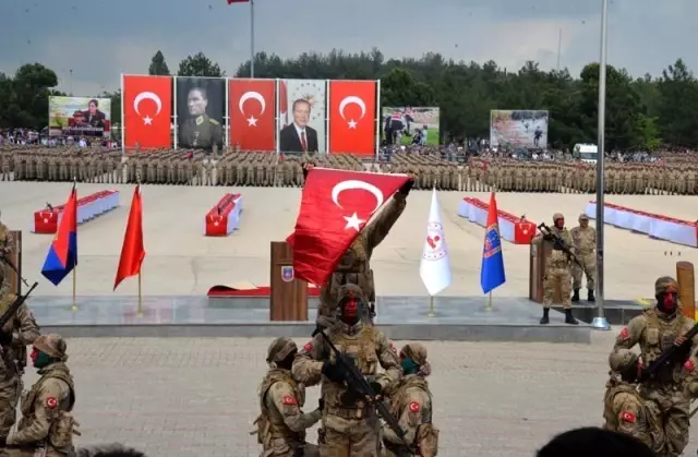 Bilecik'te acemi erler yemin etti Bilecik'te acemi erler yemin etti