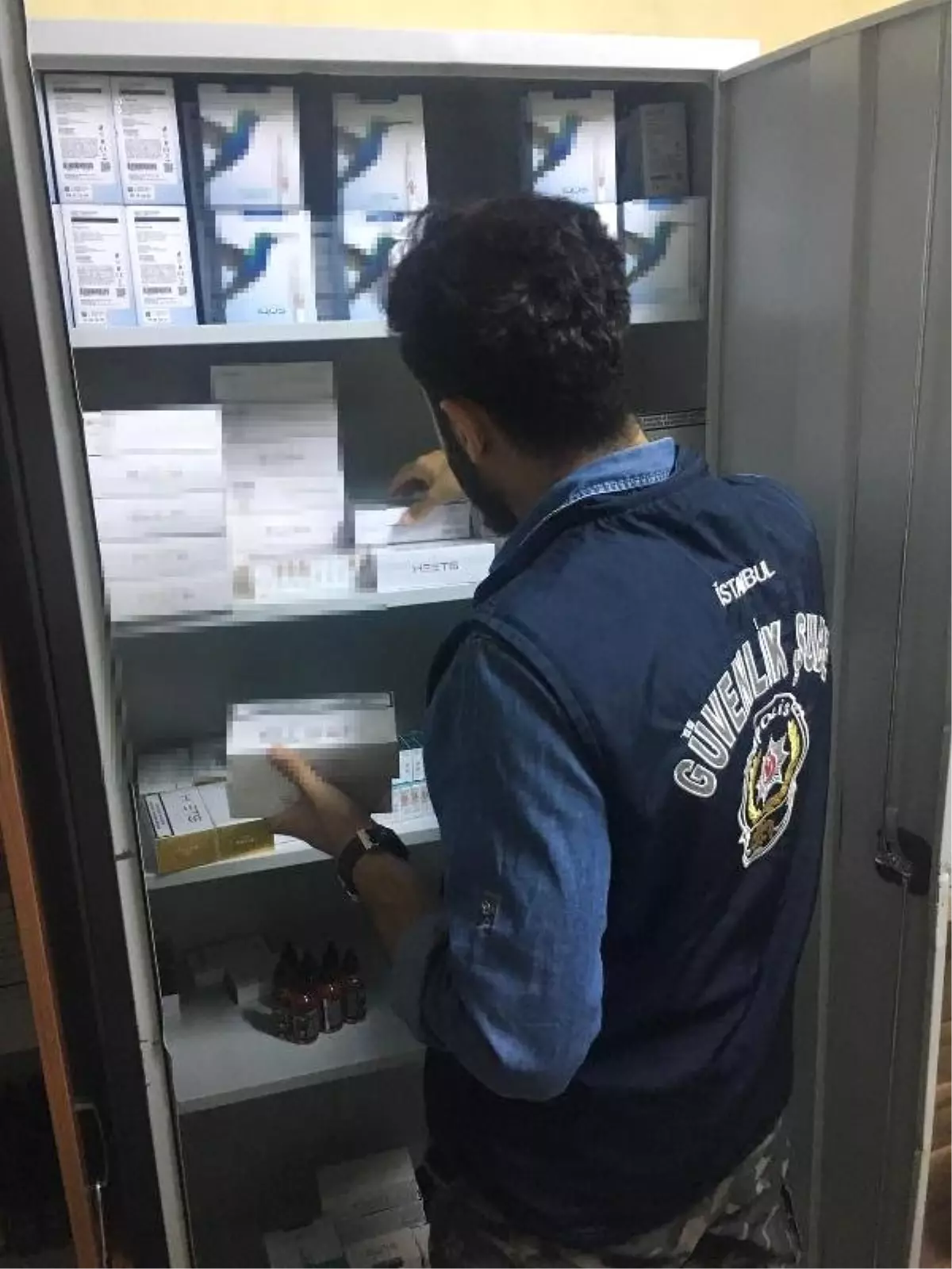 İstanbul'da kaçak tütün operasyonu