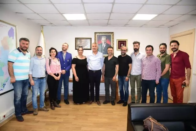 Oyunculardan Zeydan Karalar'a destek sözü