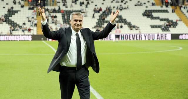 Şenol Güneş Beşiktaşlı Taraftarlara Veda Etti, Futbolcular Hocayı Omuzlara Aldı