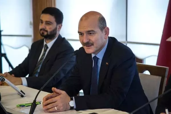 Soylu: Türkiye'yi ayakta tutan sandığın ve demokrasinin varlığıdır Soylu: Türkiye'yi ayakta tutan sandığın ve demokrasinin varlığıdır