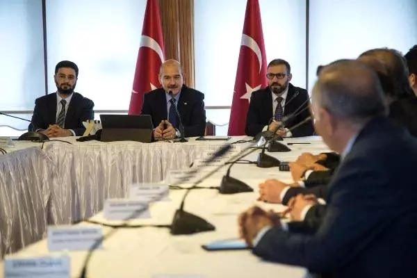 Soylu: Türkiye'yi ayakta tutan sandığın ve demokrasinin varlığıdır Soylu: Türkiye'yi ayakta tutan sandığın ve demokrasinin varlığıdır