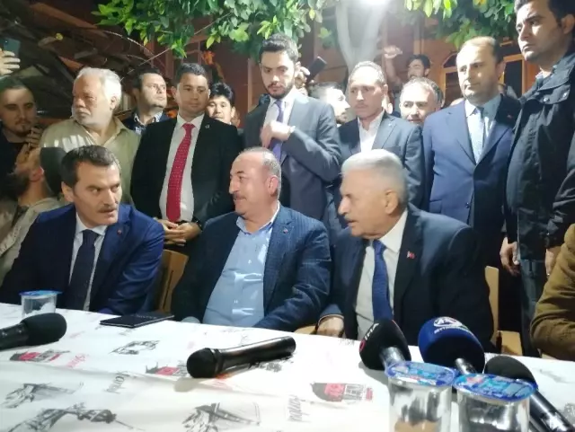 Binali Yıldırım: 'Oyların geriye kalan yüzde 90'ı sayılsaydı sonuç çok fazla farkla değişirdi' Binali Yıldırım: 'Oyların geriye kalan yüzde 90'ı sayılsaydı sonuç çok fazla farkla değişirdi'