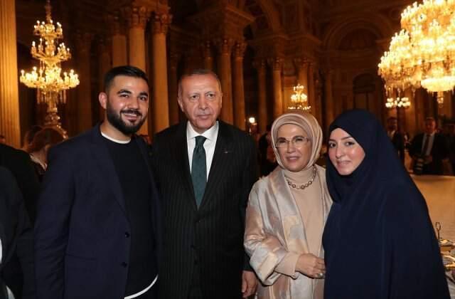 Cumhurbaşkanı Erdoğan, Sanatçılarla Bir Araya Geldi: Opera Binasını 2021'de Bitireceğiz