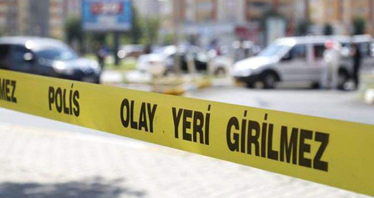 Eski Eşini Ağzını Bantladıktan Sonra Öldüren Cani Adam, Mezarlıkta Yakalandı