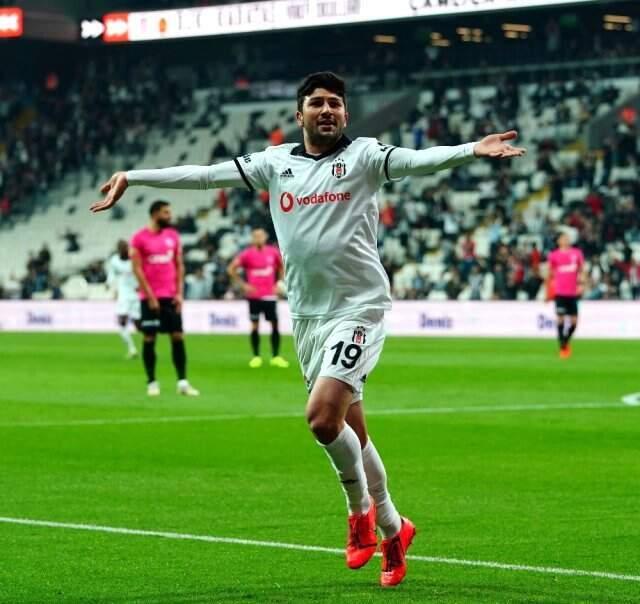 Güven Yalçın, 36 Dakikada Attığı 3 Golle 22 Forveti Geçti!