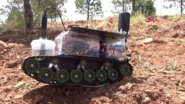 KAHRAMANMARAŞ Bin lira harcayarak toprak analizi yapan robot geliştirdiler