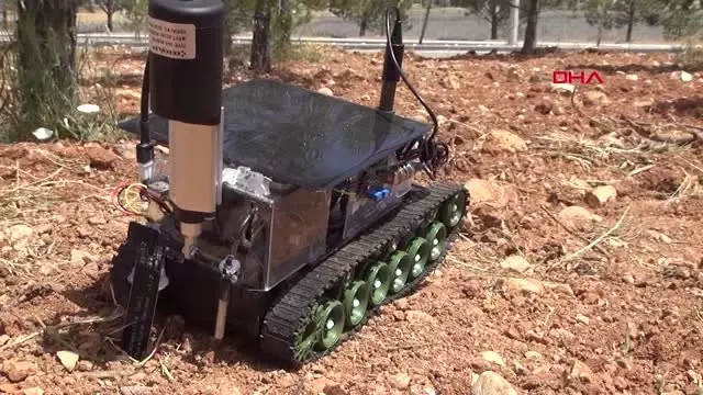KAHRAMANMARAŞ Bin lira harcayarak toprak analizi yapan robot geliştirdiler