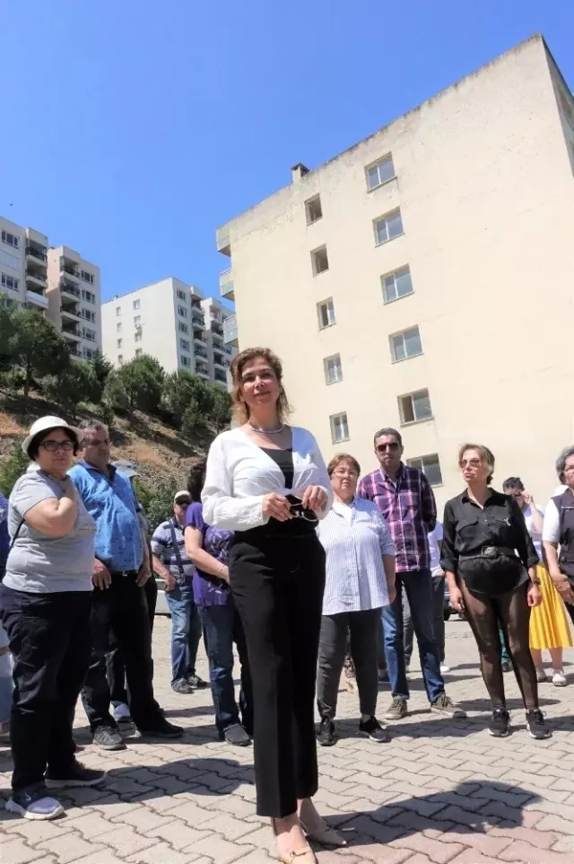 Narlıdere'deki kooperatiflerde yıkım gerginliği Narlıdere'deki kooperatiflerde yıkım gerginliği