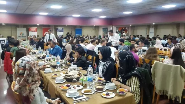 Eğitim Bir-Sen'den öğrencilere iftar