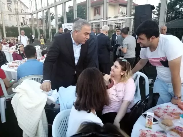 Fatih Belediye Başkanı Turan: 'Binali Yıldırım profilinde bir belediye başkanı bir daha İstanbul'a... Fatih Belediye Başkanı Turan: 'Binali Yıldırım profilinde bir belediye başkanı bir daha İstanbul'a...