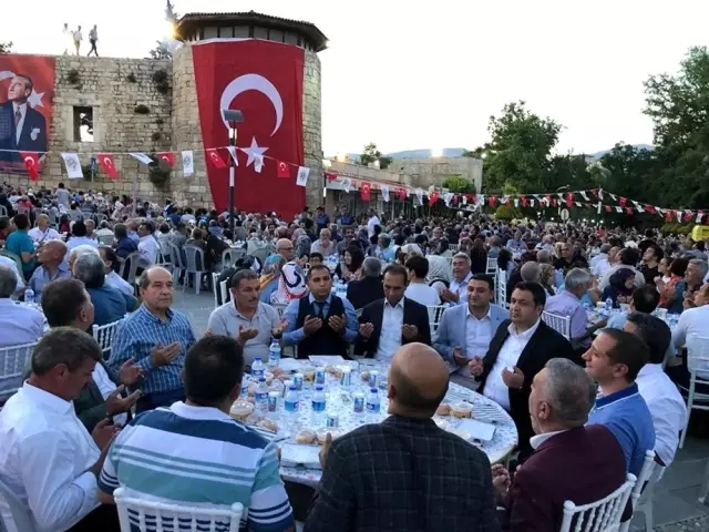 Mut Belediyesi'nden iftar sofrası