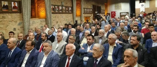 Numan Kurtulmuş Birlik Vakfı iftarına katıldı Numan Kurtulmuş Birlik Vakfı iftarına katıldı