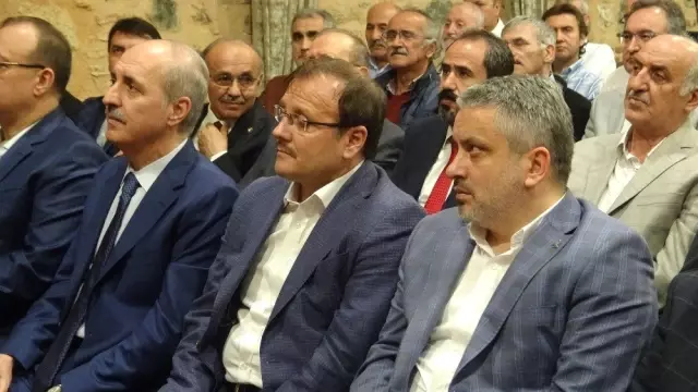 Numan Kurtulmuş Birlik Vakfı iftarına katıldı Numan Kurtulmuş Birlik Vakfı iftarına katıldı