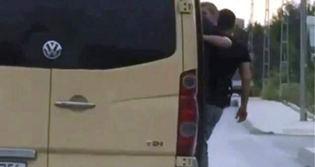 Trafikte Hayatı Hiçe Sayan Görüntüler Yürekleri Ağıza Getirdi