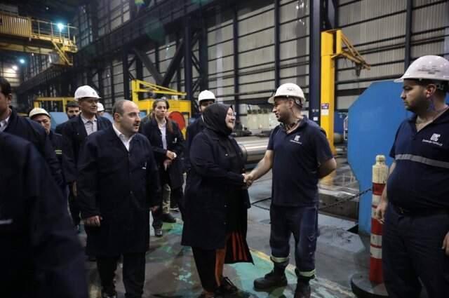 Bakan Selçuk ve Bakan Varank, Metalurji İşçileriyle Sahur Yaptı